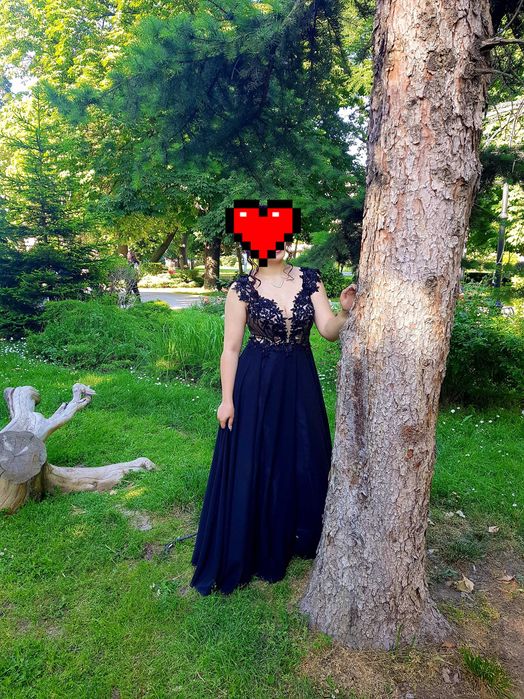 Продавам Бална рокля