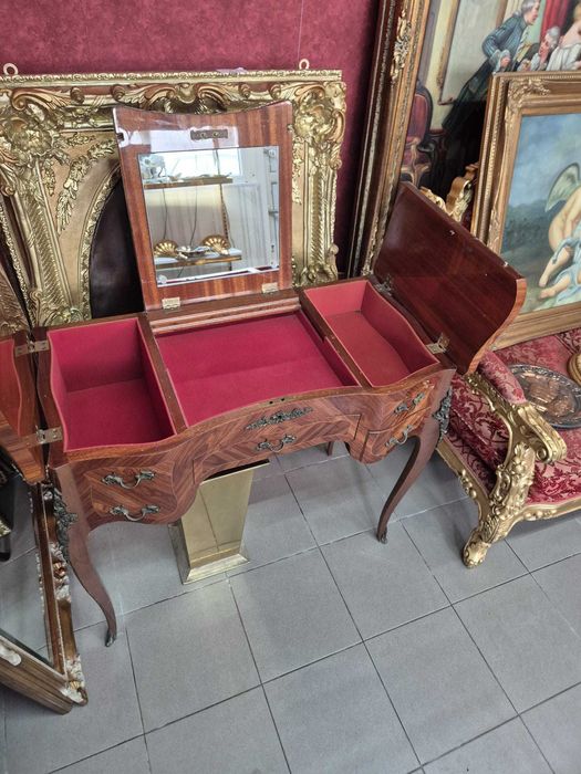 Birou- beauty cu intarsii și bronzuri