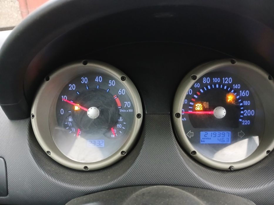 VOLKSWAGEN Polo 2001 — imagine 3