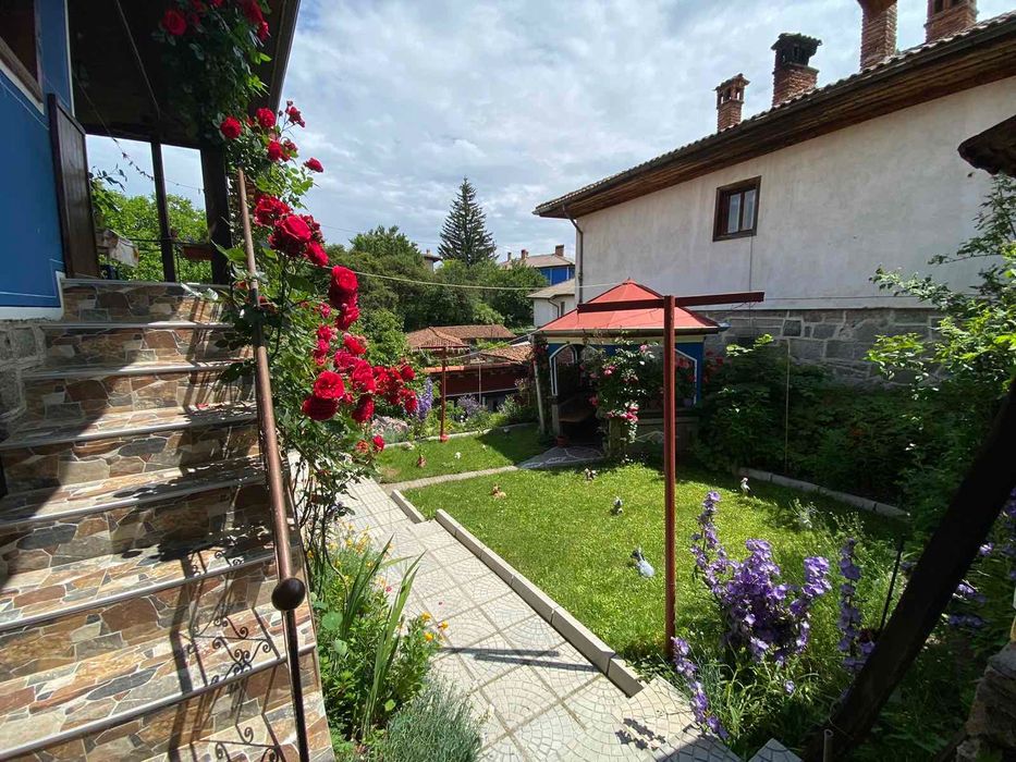 Продава се Къща в Копривщица - 154 кв.м за 1039 €/кв.м - Снимка #1