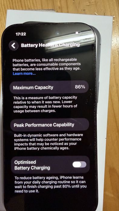 Продавам телефон iPhone 14 pro