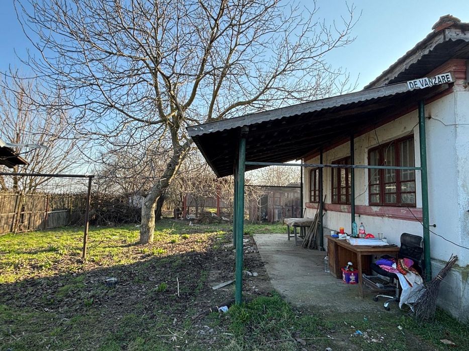 Vand casa sat Jiul comuna Tuglui