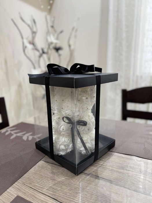 НОВО! Специален подарък за Свети Валентин - Мече от рози