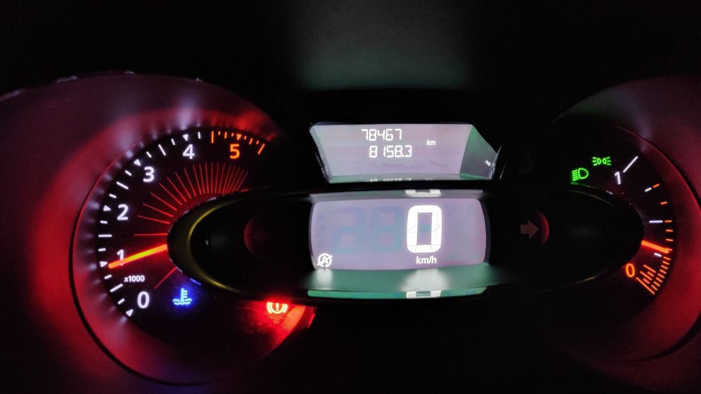 Renault Clio 1.5 dci cu doar 79000km