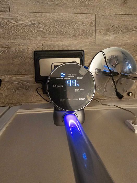 Моющий ручной пылесос