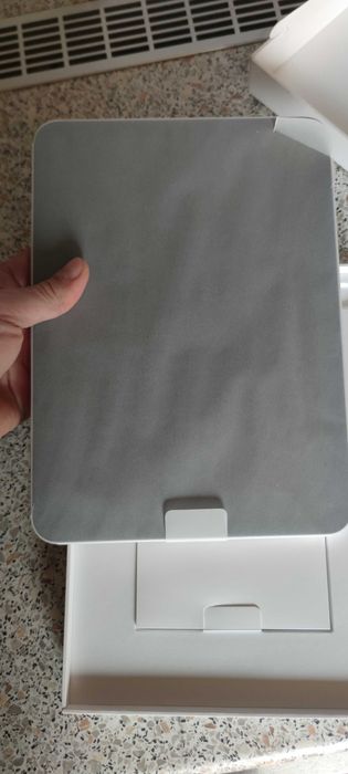 Vând Apple iPad a16