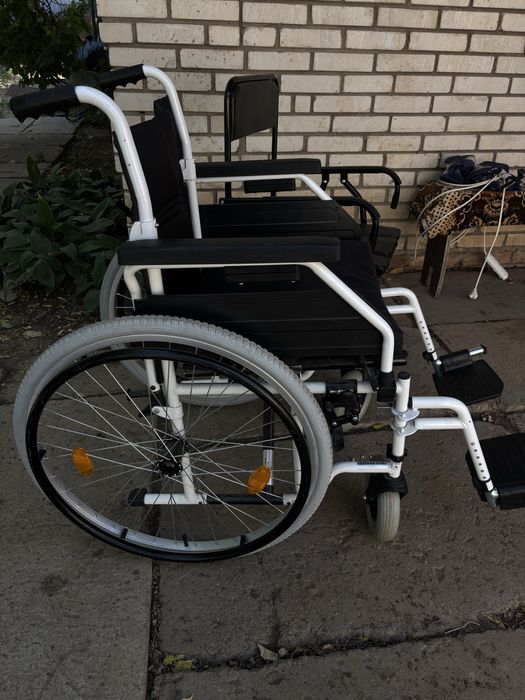 Инвалидная коляска