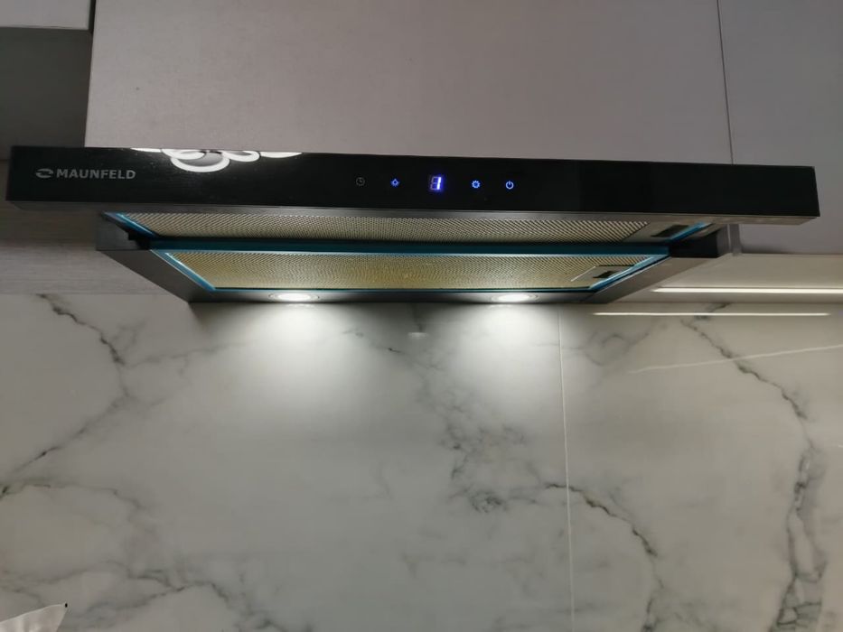 Продам вытяжку дешево