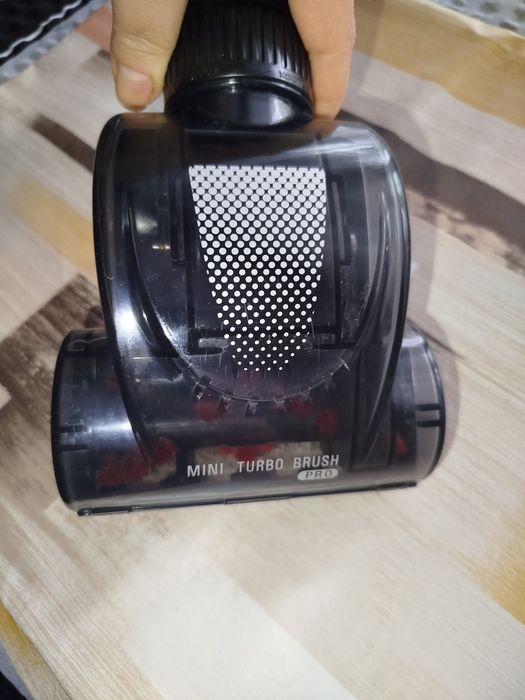 Турбо четка за прахосмукачка ровента.