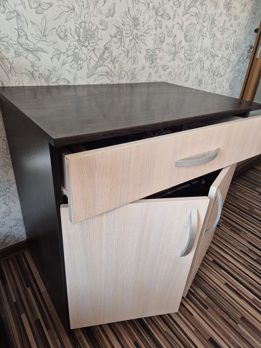 Mobila pal in nuante de bej