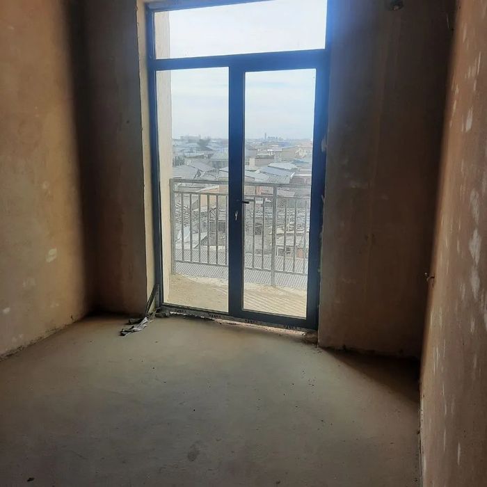 Срочно продаётся отличная 2комнатная квартира на 5этаже в 5этажной кир