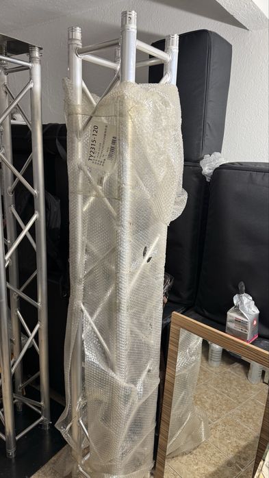 Ферма за осветление,Тотем