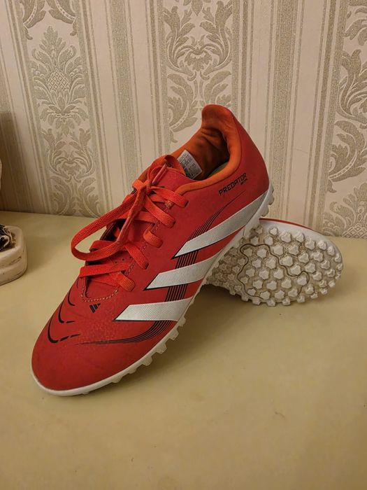 Adidas predator
