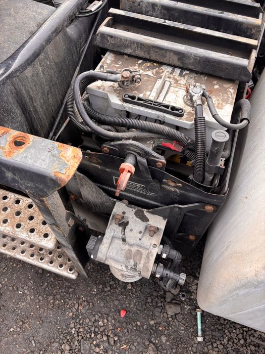 Suport baterii Man Tgx Tgs