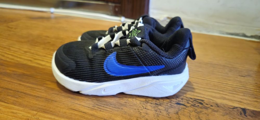Маратонки Nike 21 размер