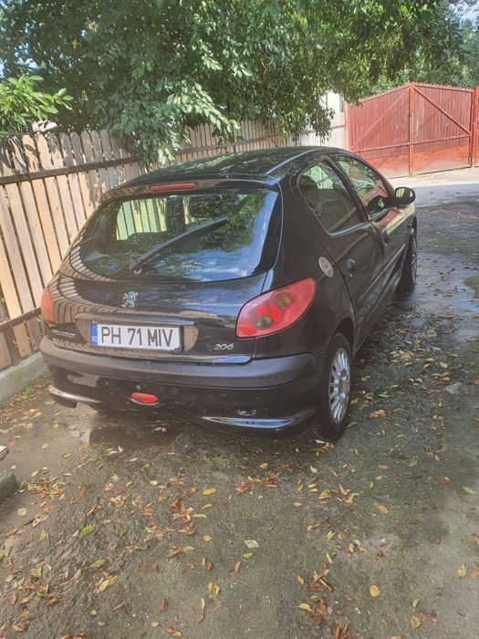 Vând Peugeot 206, benzina, gpl, an fabricație 2006