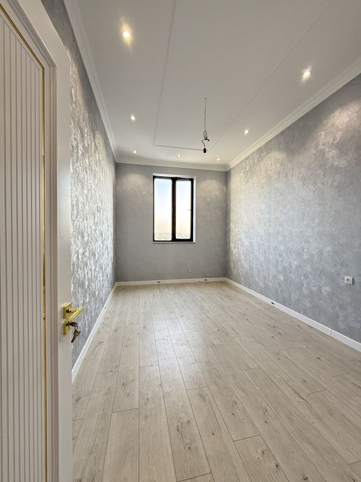 3 қаватли 5 хона ЕВРО уй сотилади! Сергили т. Чоштепа