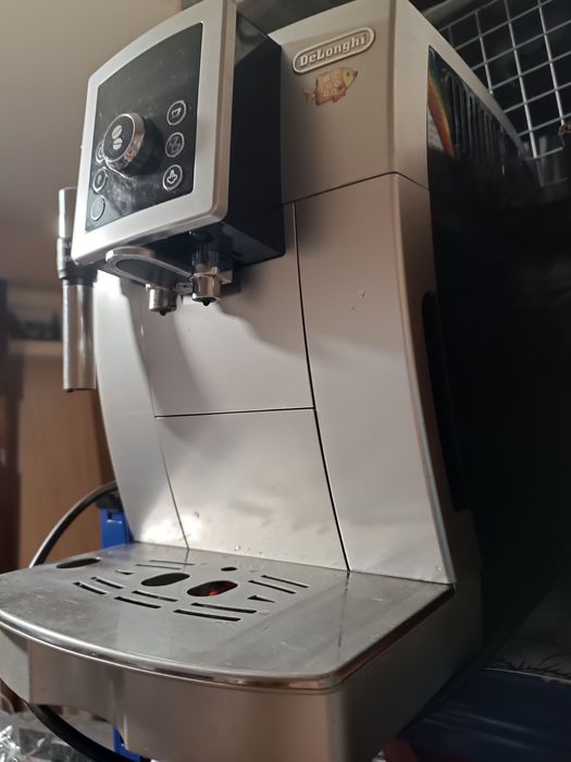 Кафе автомат  delonghi