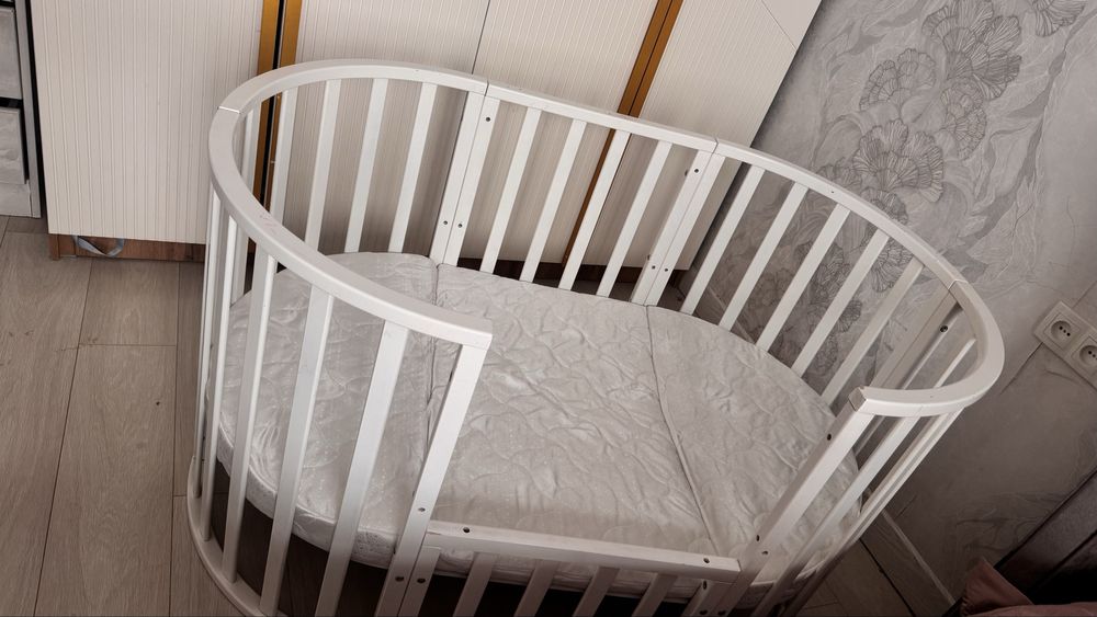 Продам детскую кровать трансформер