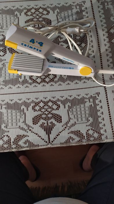 Aparat Babyliss pentru creponat sau întins părul