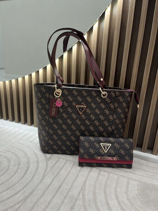 Различни брандове chanel ,celıne,pınko.chrıstıan малки и големи чанти