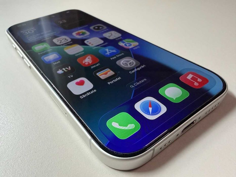  Apple / iPhone 17 256 Gb / White / 52 Incarcari