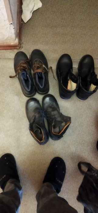 Продам ботинки новые