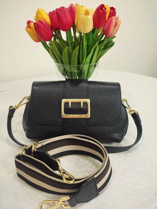 Продам сумочку кожаную