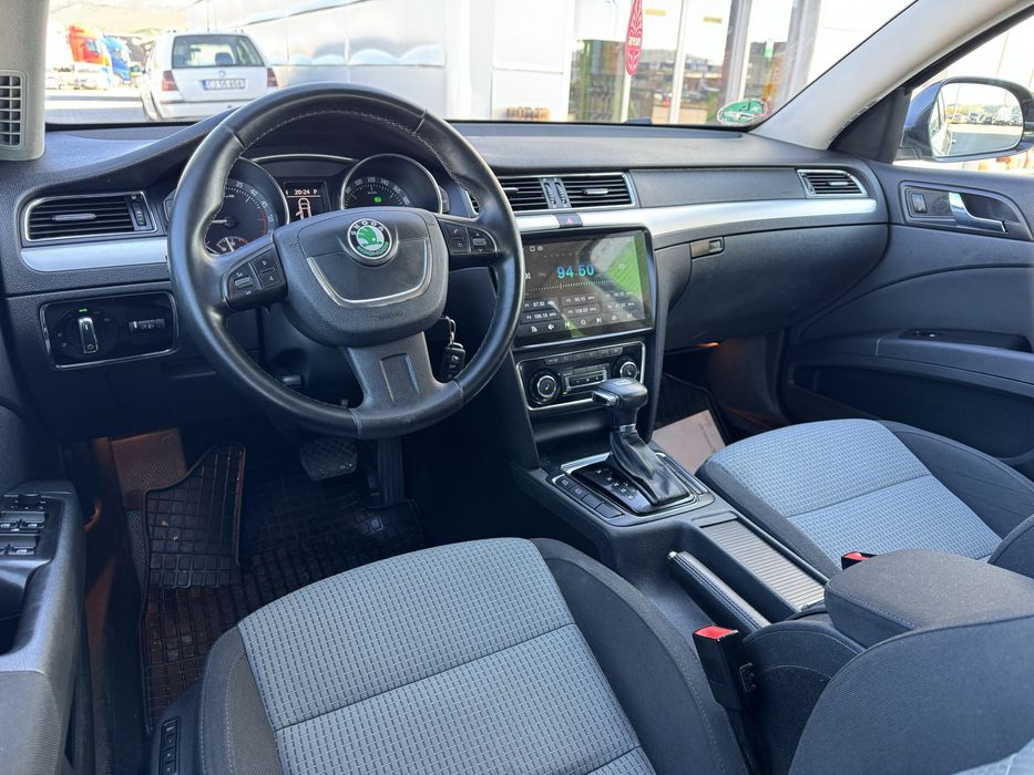 Skoda Superb 2.0TDI-170CP Euro5 NOU ADUS Bixenon Navigatie Jante Top