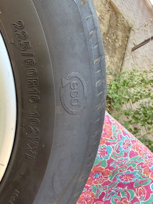 Шини диски 225/60R16 летный шерипаха диск