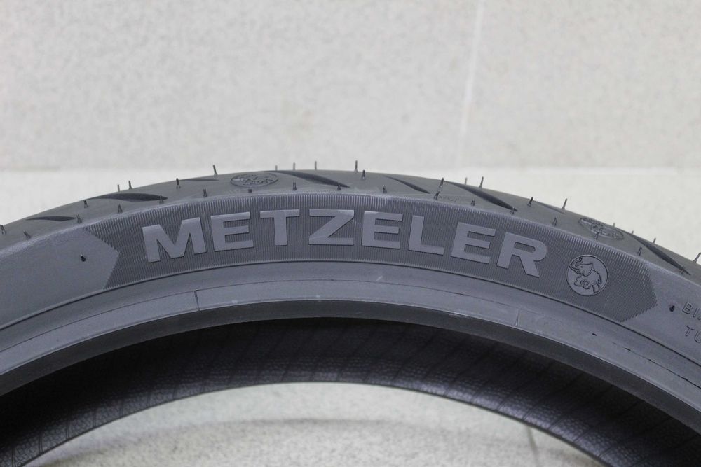130/60-19 Metzeler Cruisetec