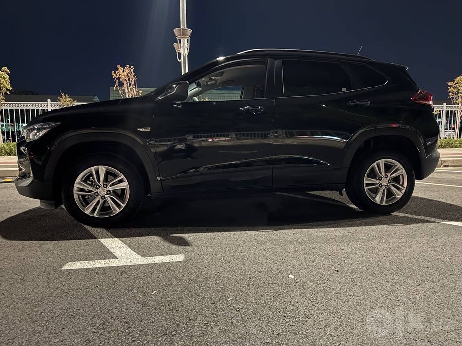 Tracker LS Plus sotiladi