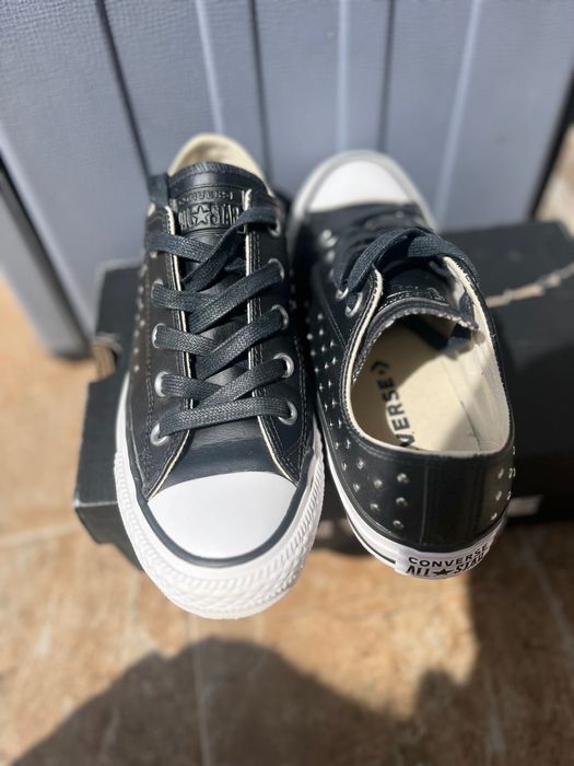 Много яки кожени кецове Converse 36