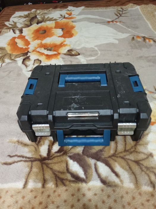 Продам лазерный уровень недорого