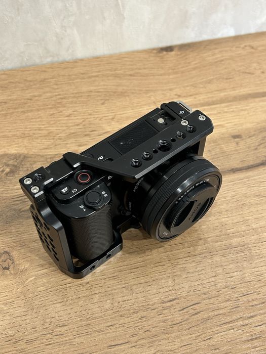 SONY ZVE-10 с клеткой