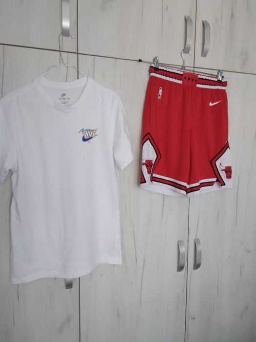 Оригинален комплект Найк цена 110лв.
