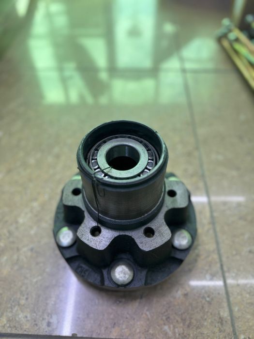 Передняя ступица на Газель в сборе