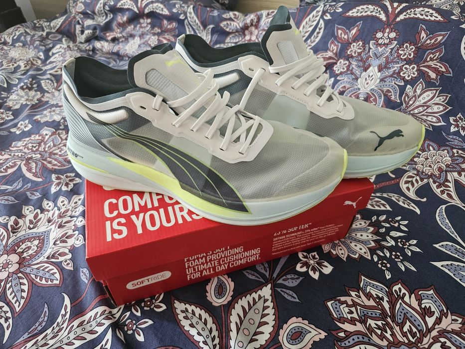 Vând adidași alergare bărbați Puma Deviate Nitro Elite Racer