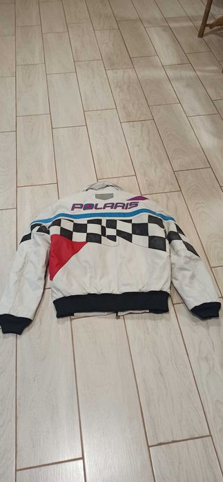 Мото яке от естествена кожа