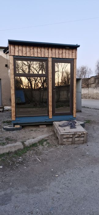 Мобильная баня из контейнера