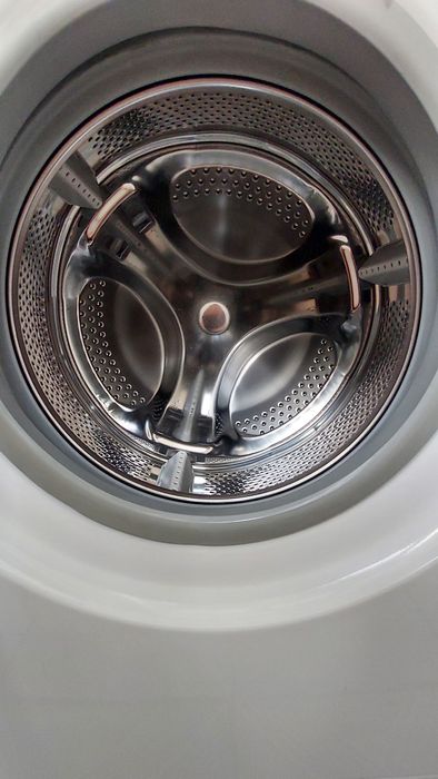 Продаётся стиральная машина INDESIT