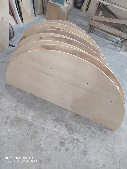 Дөңгелек жер стол 23000