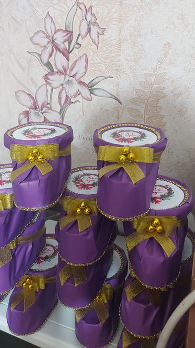 Продам новогодние подарки