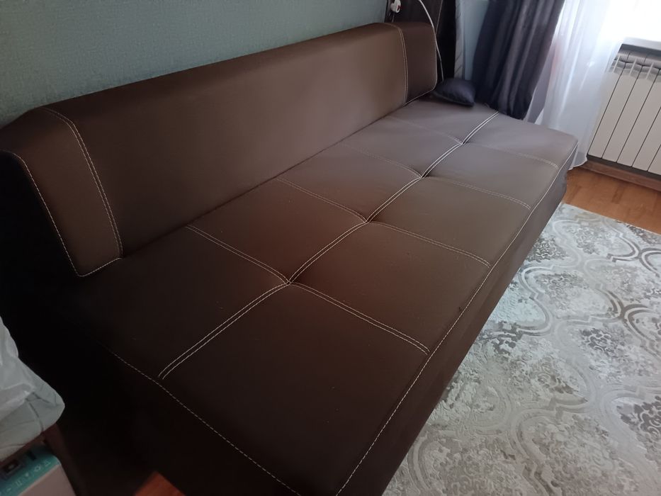 Продам б/у диван софа