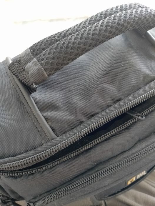 Gentuta aparate scule cu buzunare