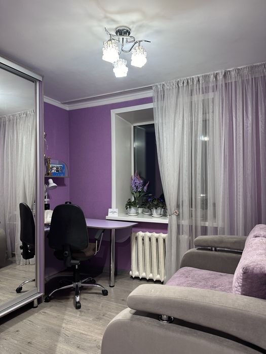 Срочно ПРОДАМ 4-х ком. квартиру