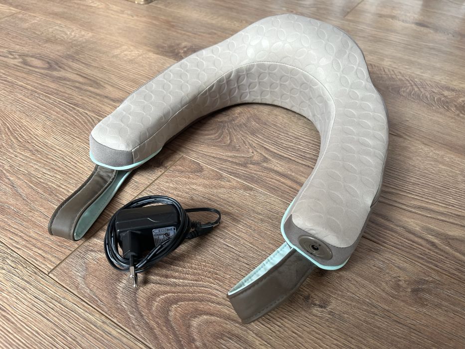 Масажор за врат с подгрев