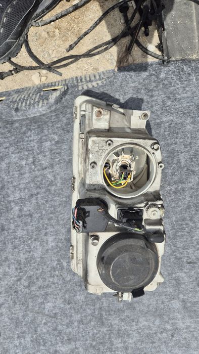 Оригинални Десни огледала за волво В40 С40 97- 2004г