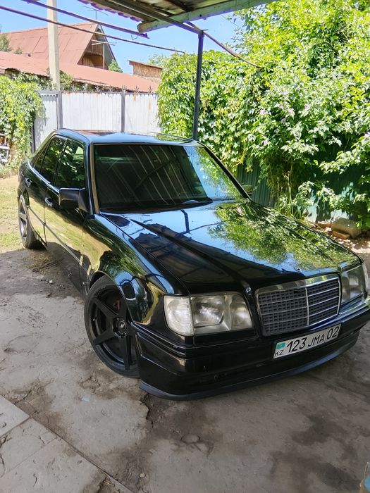 Продам  Мерседес Е320