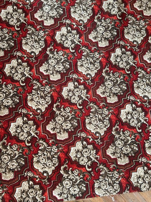 Продам ковралан новый